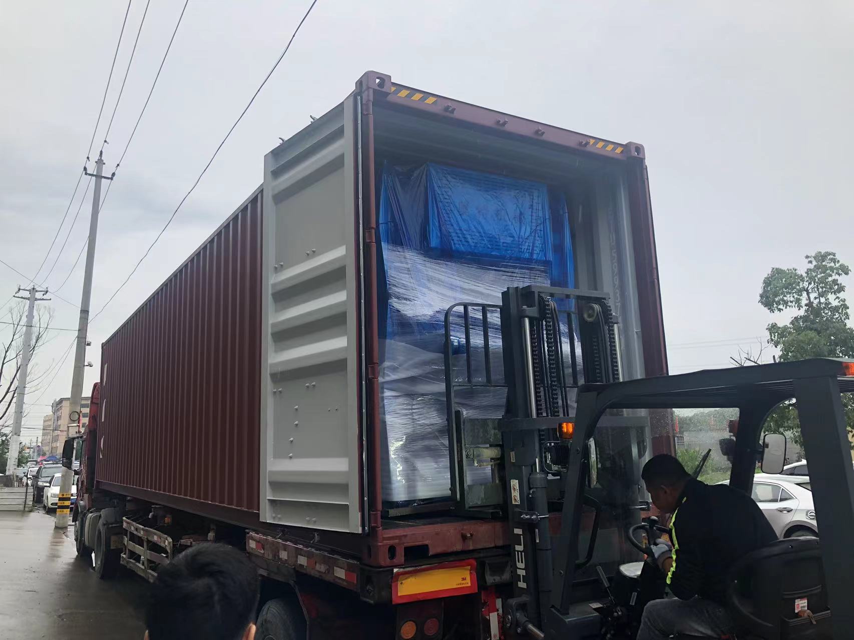 覆膜機(jī) 覆膜機(jī)