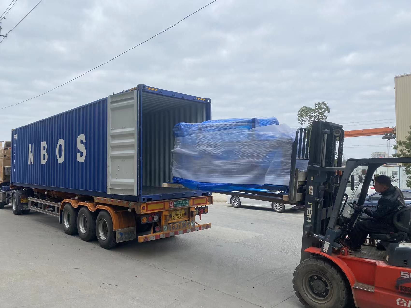 全自動(dòng)立式高速卷筒覆膜機(jī) 全自動(dòng)立式高速卷筒覆膜機(jī)