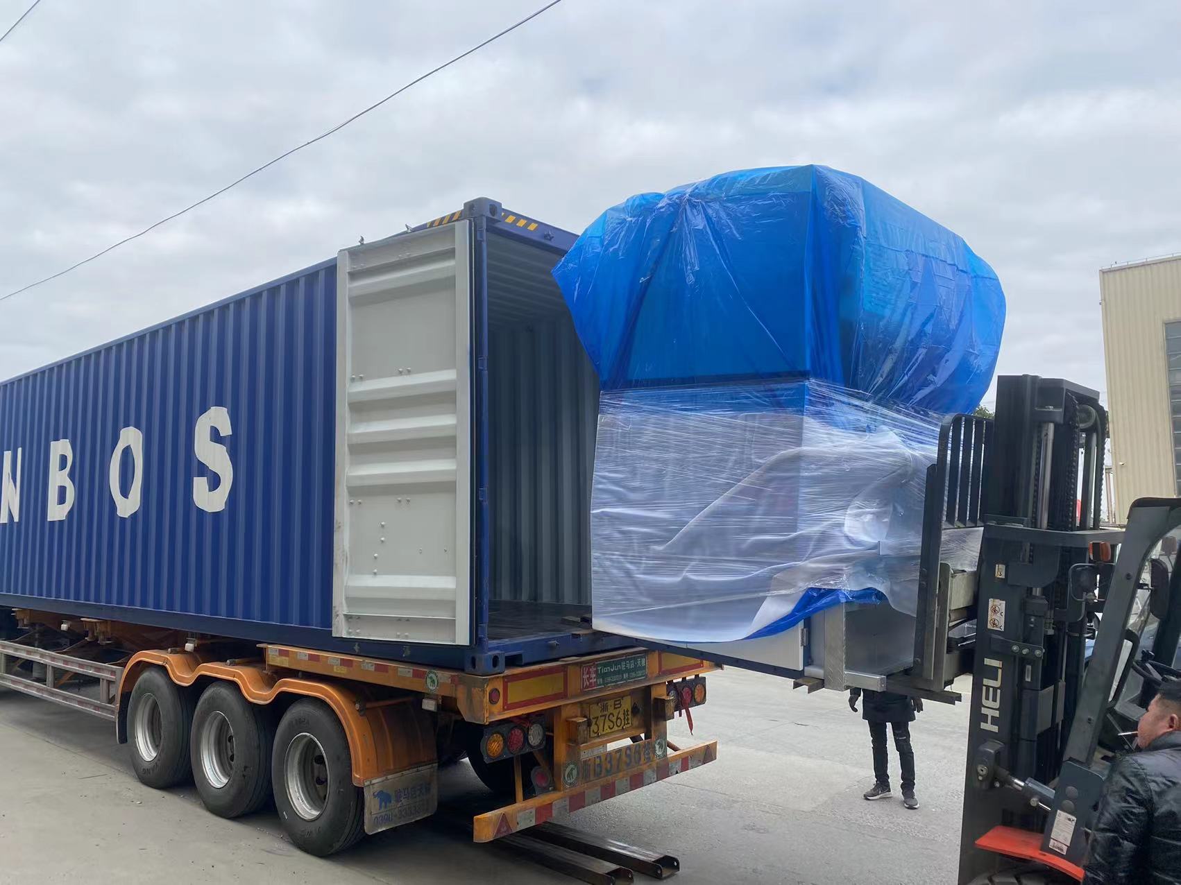 全自動(dòng)立式高速卷筒覆膜機(jī) 全自動(dòng)立式高速卷筒覆膜機(jī)