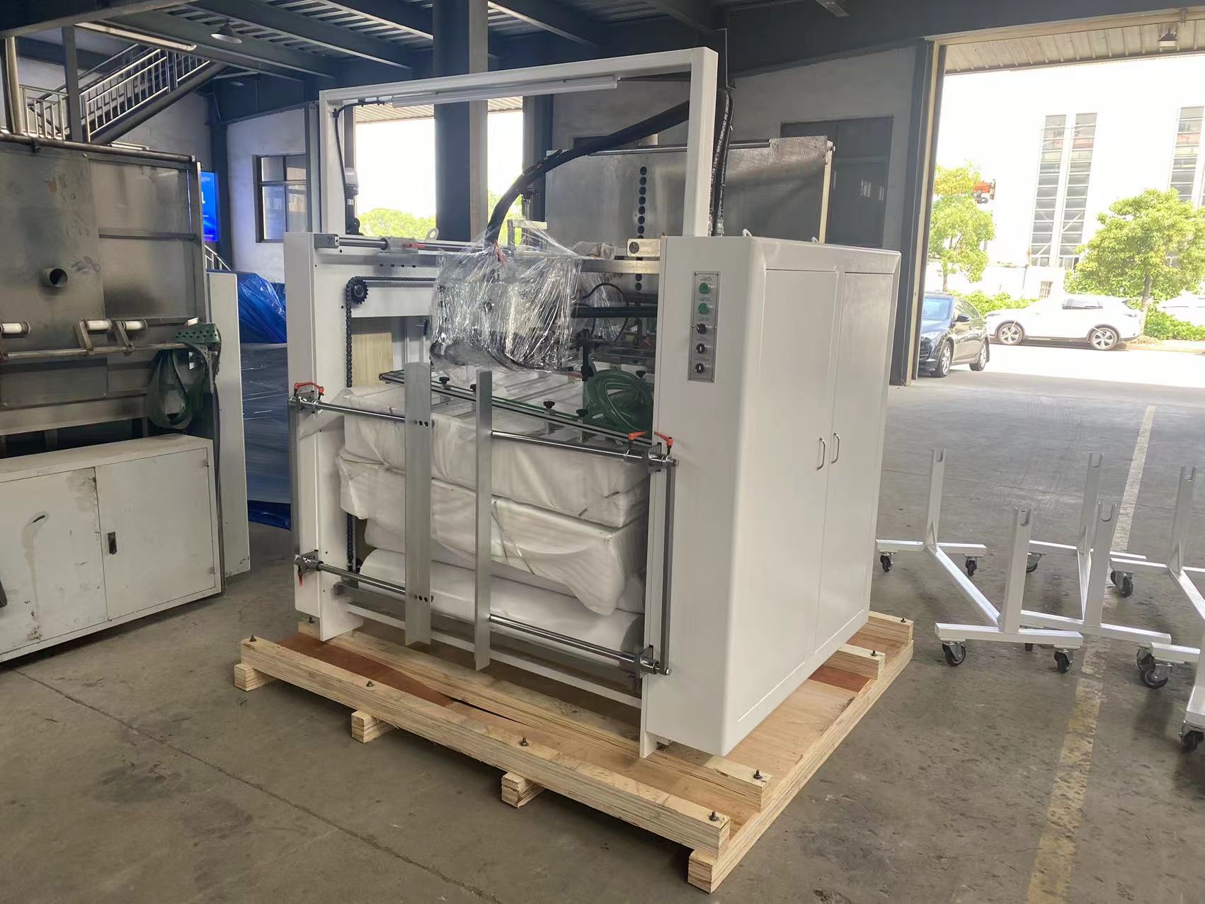 水性覆膜機(jī) 水性覆膜機(jī)